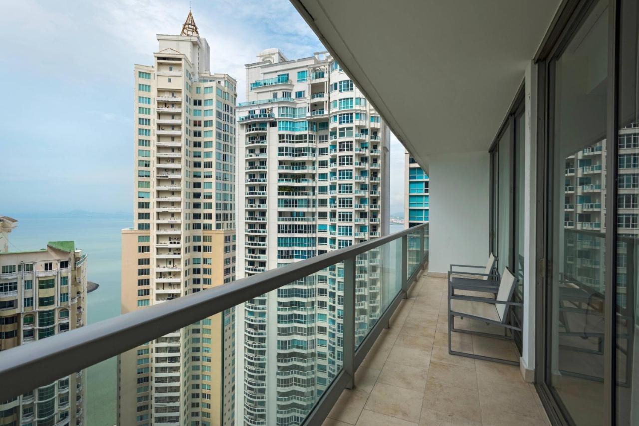Jw Marriott Panama Hotel Kültér fotó Balcony
