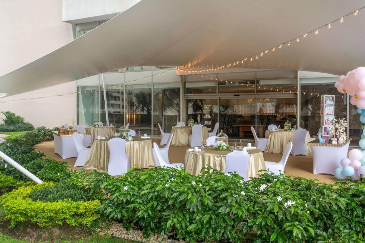 Jw Marriott Panama Hotel Kültér fotó The outdoor terrace of the restaurant