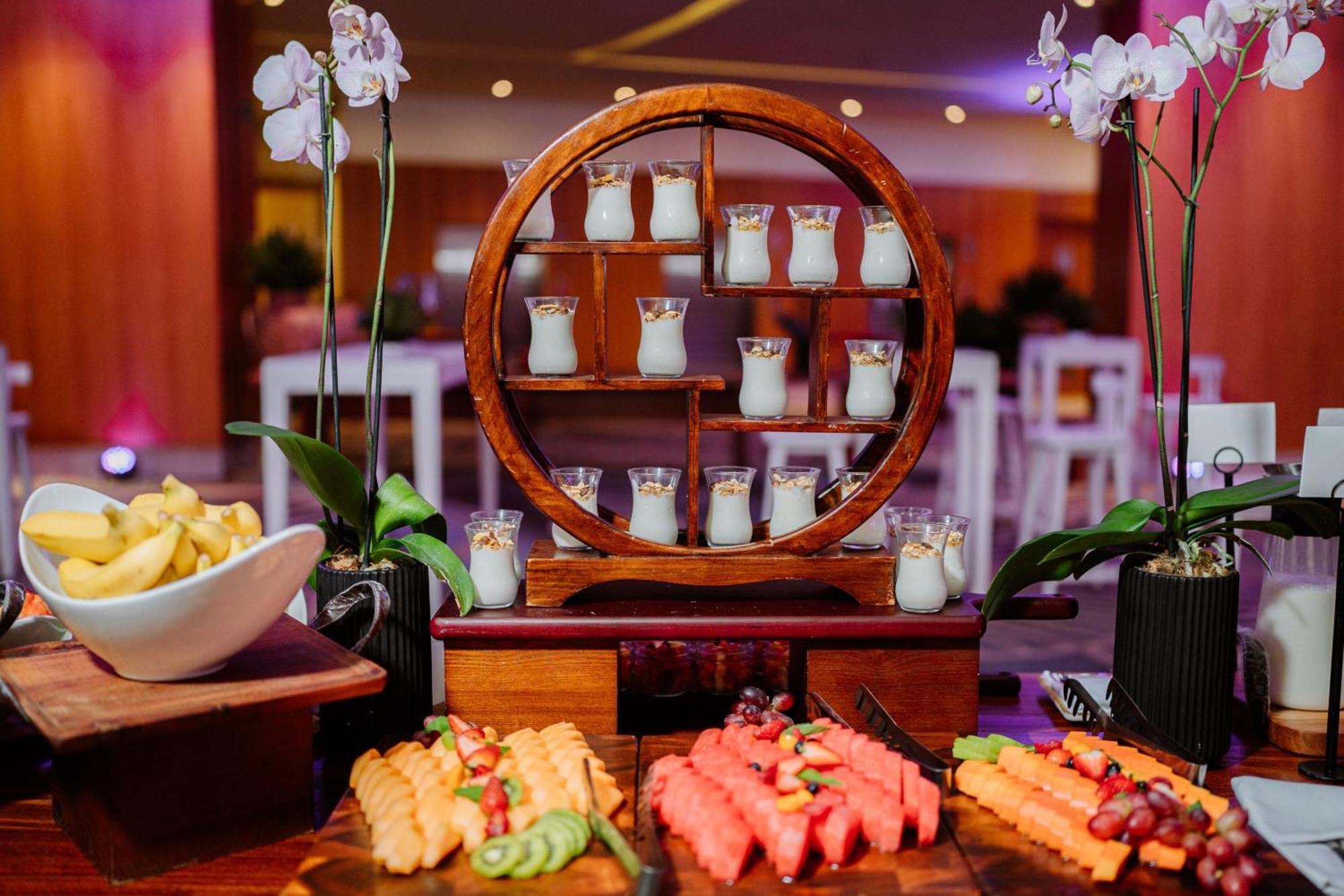Jw Marriott Panama Hotel Kültér fotó A dessert buffet