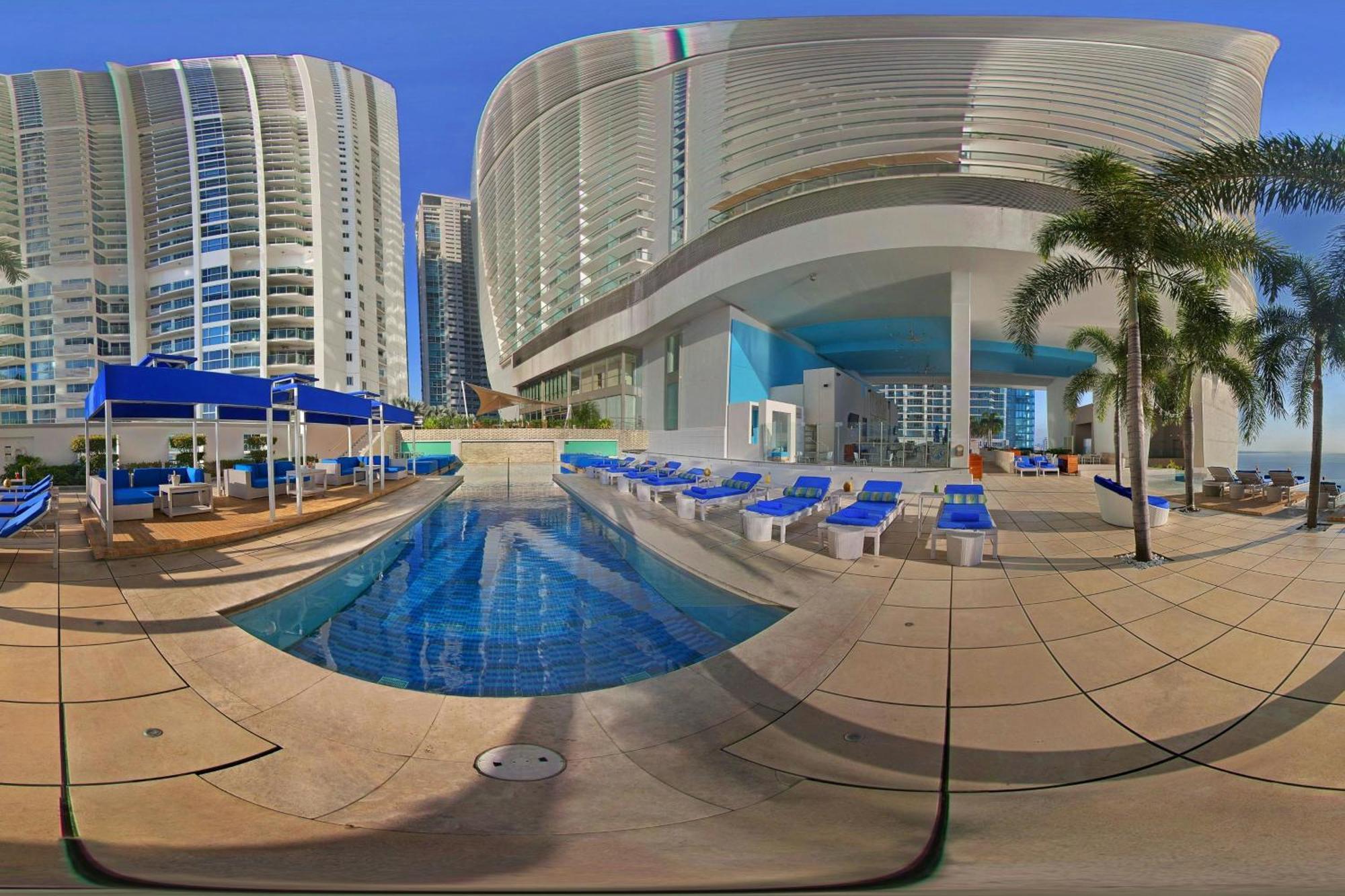 Jw Marriott Panama Hotel Kültér fotó Panorama of the pool area